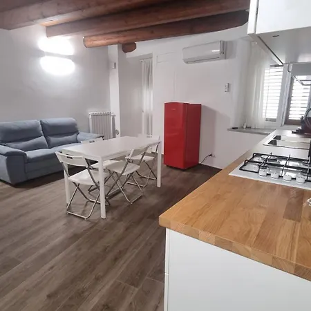 Casa Luca - Palazzo Del Buonpastore Apartment *